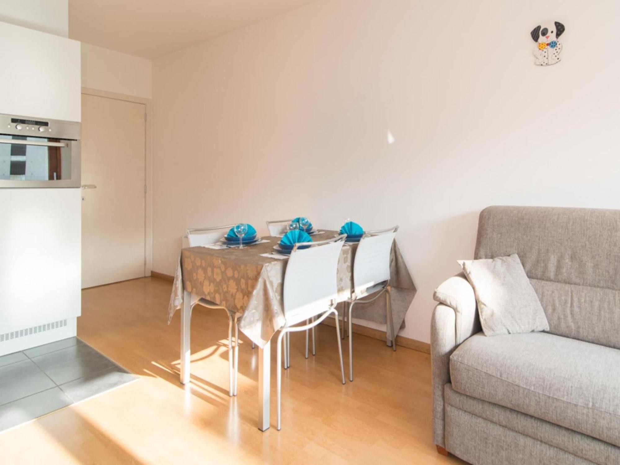 Apartment Pretty With Balcony Ostend